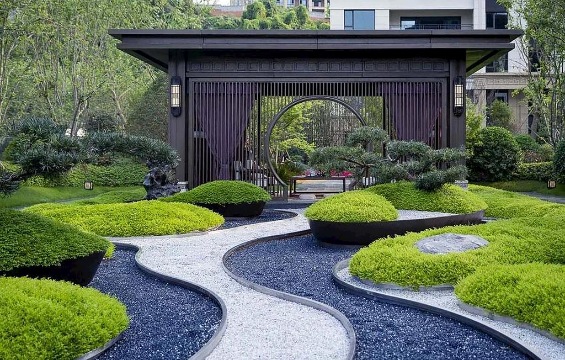 震撼揭秘！地产绿化设计让你的家焕发绿色魅力，体验极致舒适！